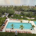 Serena del Mar, Morros IO