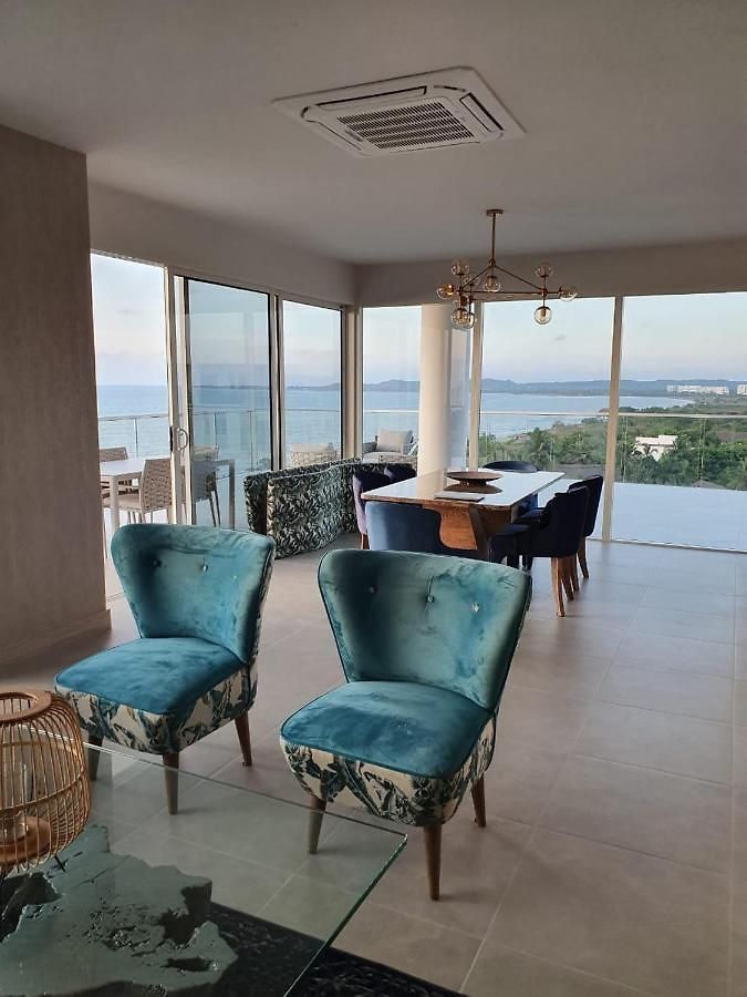 Serena Del Mar, Morros Io Apartamento