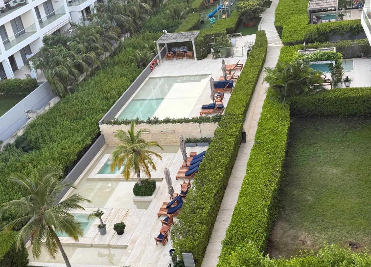 Serena Del Mar, Morros Io Cartagena