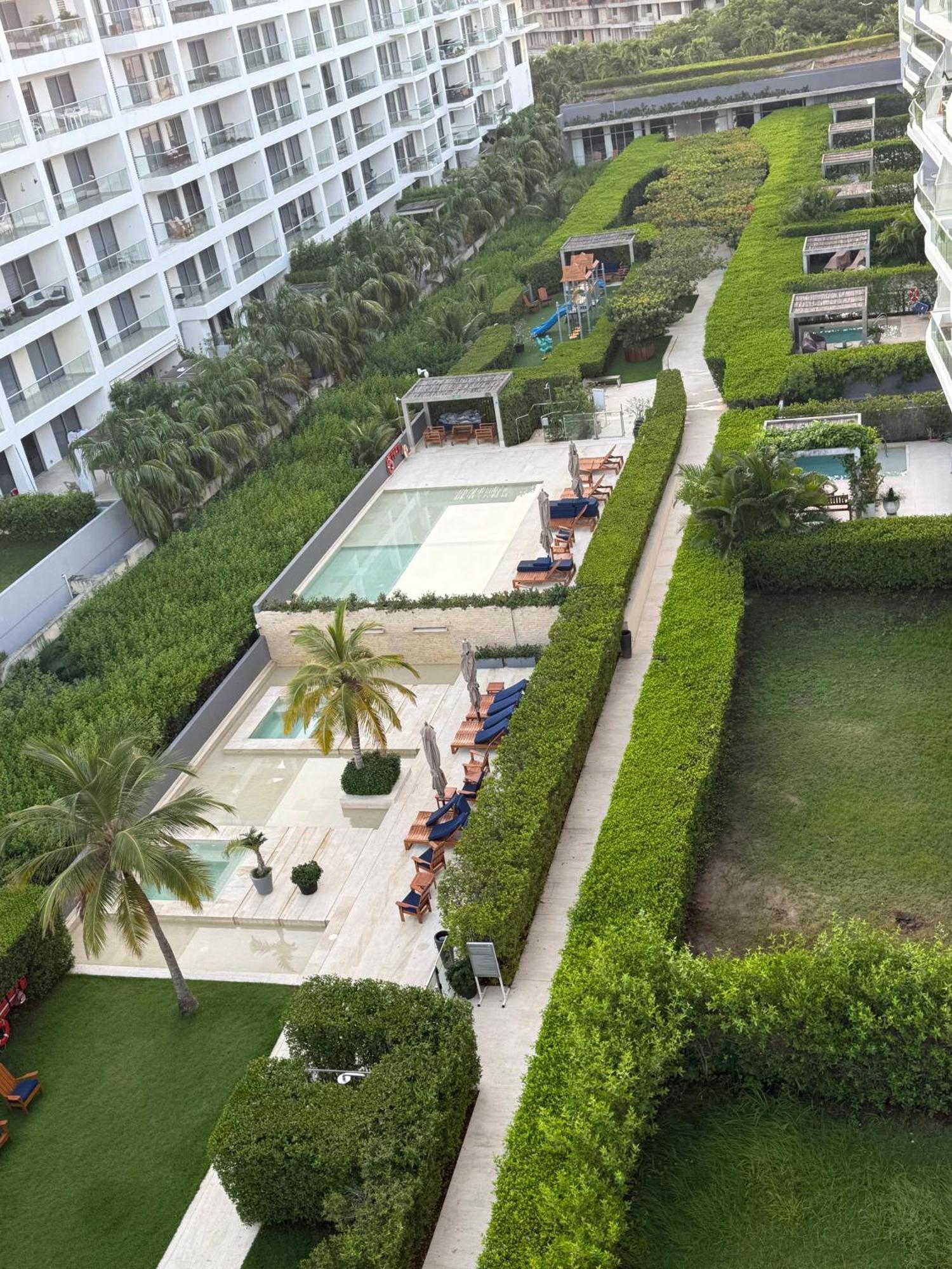 Serena Del Mar, Morros Io Cartagena